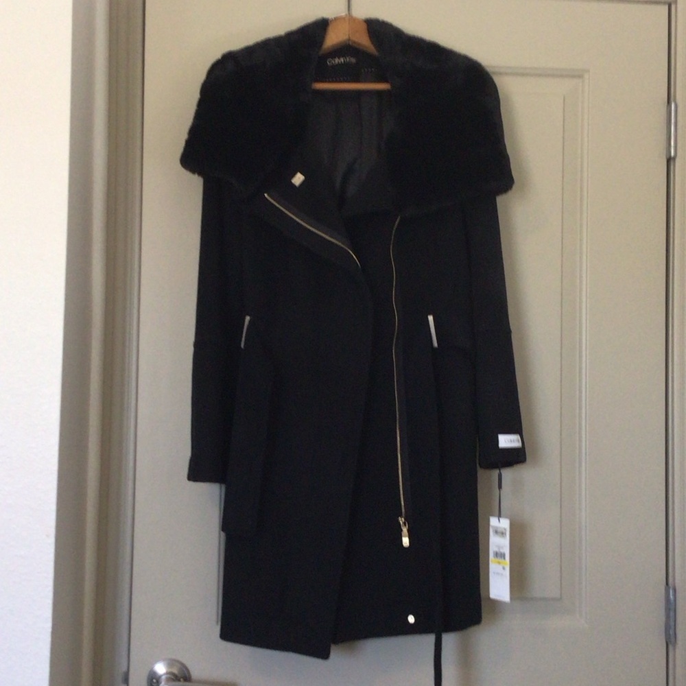 Calvin Klein Black wool Coat with Fur Collar that is a hood and shawl neck